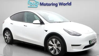 Used 2025 Tesla Model Y Long Range AWD SUV | £21,100 (Super price)
