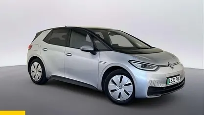 Begagnad VW ID.3 Pro Performance 150 kW (204 HK) 2022 Silver Halvkombi