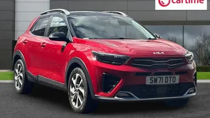 Used Kia Stonic GT-Line S 120 HP (88 kW) 2022 Red SUV