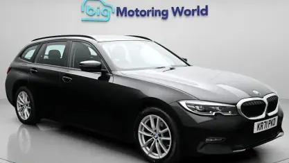 Begagnad BMW 318 M Sport 156 HK (114 kW) 2022 Svart Kombi