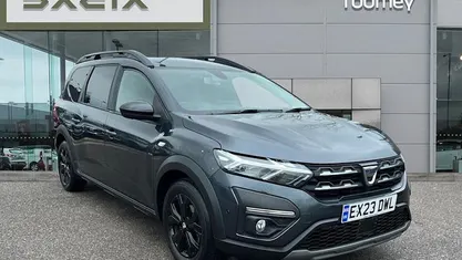 Used Dacia Jogger Extreme 110 HP (80 kW) 2023 Grey MPV