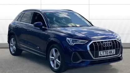 Używany Audi Q3 S-Line 150 KM (110 kW) 2023 SUV