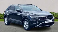 Black Used 2022 VW T-Roc Life SUV | £17,431 (Fair price)