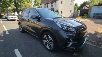 Used Kia e-Niro 150 kW (204 HP) 2021 Grey SUV