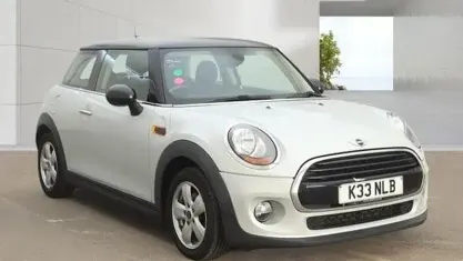 Used Mini Cooper Hatch 116 HP (85 kW) 2015 Silver Hatchback