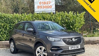 Begagnad Vauxhall Grandland X S 131 HK (96 kW) 2019 Grå SUV