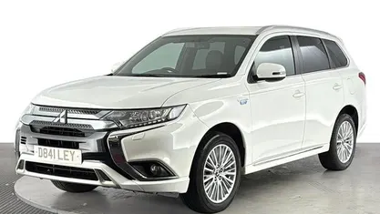 Used Mitsubishi Outlander P-HEV 224 HP (164 kW) 2020 Estate