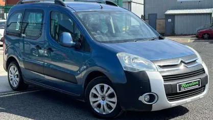 Used Citroën Berlingo XTR 92 HP (67 kW) 2011 Blue MPV