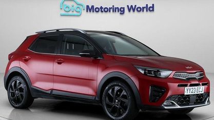 Usado Kia Stonic GT-Line S 120 CV (88 kW) 2023 Rojo SUV