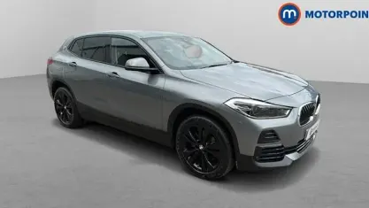 Usado BMW X2 Sport Line 178 CV (130 kW) 2023 Gris SUV