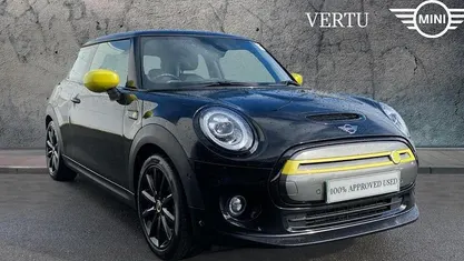Used 2020 Mini Cooper Level 3 Hatchback | £12,995 (Fair price)