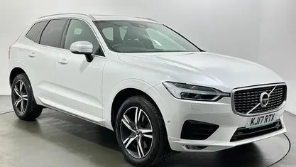 Used Volvo XC60 R-Design 190 HP (139 kW) 2019 SUV
