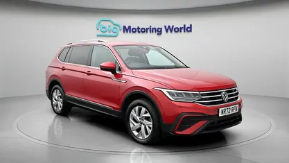 Used VW Tiguan Allspace S 150 HP (110 kW) 2023 Red SUV
