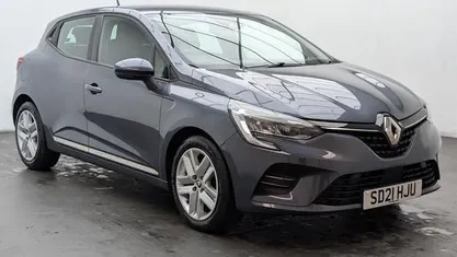 Grey Used 2020 Renault Clio V Play Hatchback | £10,250 (Fair price)