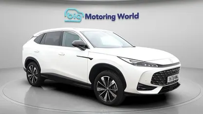 Used 2025 MG HS Trophy SUV | £25,899 (Fair price)