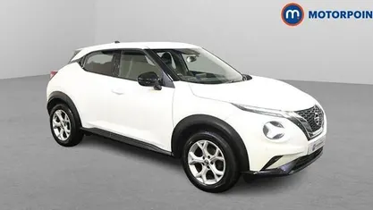 White Used 2020 Nissan Juke N-Connecta SUV | £11,349 (Fair price)