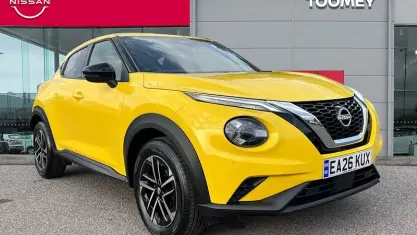 Used Nissan Juke N-Connecta 114 HP (83 kW) 2026 Yellow SUV