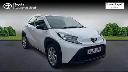 Used Toyota Aygo X PURE 72 HP (52 kW) 2025 SUV
