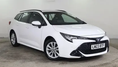 Used Toyota Corolla 140 HP (102 kW) 2026 Estate
