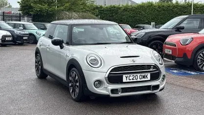 Usado Mini Cooper S Exclusive 192 CV (141 kW) 2020 Blanco Utilitario