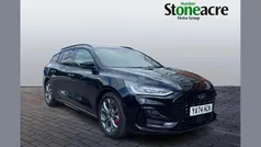 Black New 2024 Ford Focus ST-Line Estate | £20,995 (Good price)