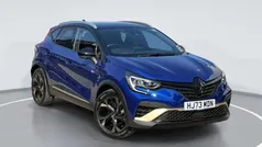 Blue/black Used 2022 Renault Captur Engineered SUV | £19,499 (Fair price)