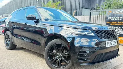 Used Land Rover Range Rover Velar R-Dynamic 179 HP (131 kW) 2019 Black SUV