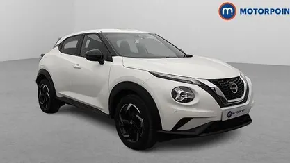 White Used 2023 Nissan Juke N-Connecta SUV | £14,049 (Good price)