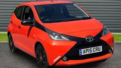 Begagnad Toyota Aygo X-cite 69 HK (50 kW) 2015 Halvkombi