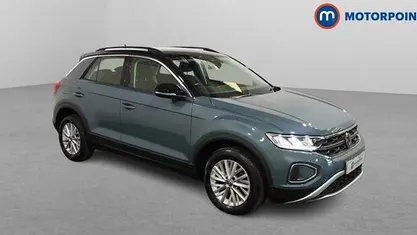 Begagnad VW T-Roc Life 110 HK (80 kW) 2024 SUV