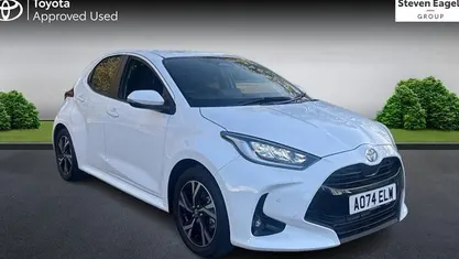 Used Toyota Yaris Hybrid Design 116 HP (85 kW) 2025 Hatchback