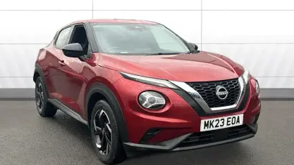 Used Nissan Juke N-Connecta 114 HP (83 kW) 2023 Red SUV