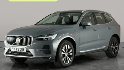 Begagnad Volvo XC60 Core 349 HK (256 kW) 2022 SUV