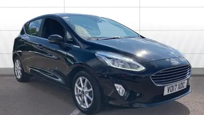 Used Ford Fiesta Zetec 101 HP (74 kW) 2017 Black Hatchback