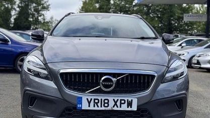 Used Volvo V40 Pro 150 HP (110 kW) 2018 Grey Hatchback
