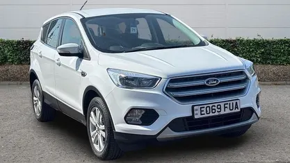 Used Ford Kuga Zetec 150 HP (110 kW) 2019 White SUV