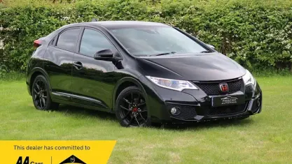 Używany Honda Civic Sport 141 KM (103 kW) 2016 Czarny Hatchback