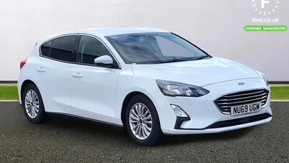 Used Ford Focus Titanium 125 HP (91 kW) 2020 White Hatchback
