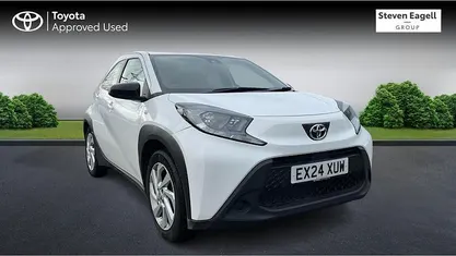 Used Toyota Aygo X PURE 72 HP (52 kW) 2025 SUV