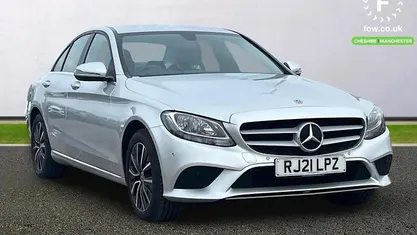 Used Mercedes C220 SE 194 HP (142 kW) 2020 Sedan