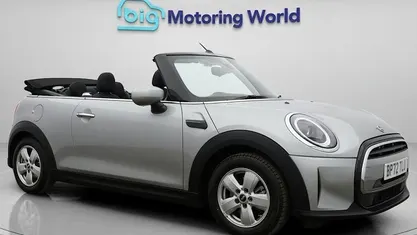 Second-hand Mini Cooper Cabriolet Classic 136 CP (100 kW) 2022 Argintiu Cabrio