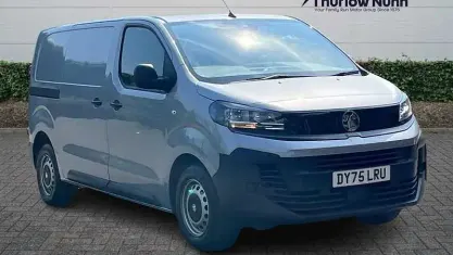 Used Vauxhall Vivaro S 120 HP (88 kW) 2025 Grey MPV