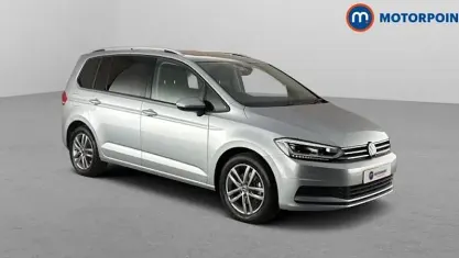 Used VW Touran Match 150 HP (110 kW) 2025 Silver MPV