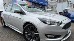 Silver Used 2016 Ford Focus ST-Line Hatchback | £7,190 (Fair price)