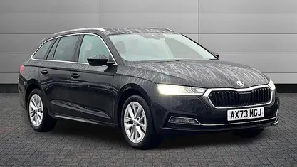 Black Used 2023 Skoda Octavia SE L Estate | £22,190 (Fair price)