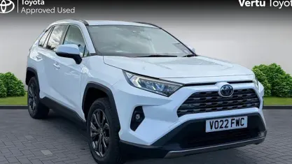 Usado Toyota RAV4 Design 218 HP (160 kW) 2025 SUV
