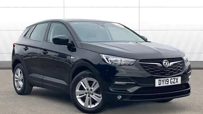Used Vauxhall Grandland X 131 HP (96 kW) 2019 SUV