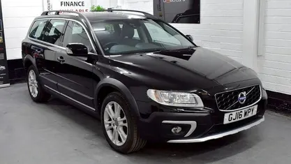 Used Volvo XC70 SE Lux 220 HP (161 kW) 2015 Black Estate