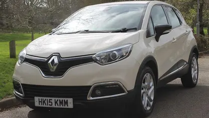Used Renault Captur Dynamique 90 HP (66 kW) 2015 SUV