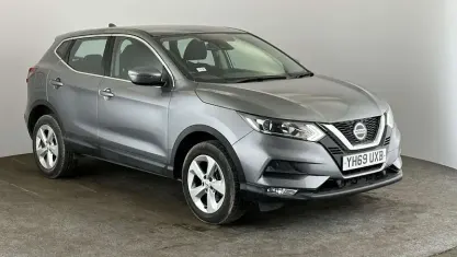 Used Nissan Qashqai Acenta Premium 160 HP (117 kW) 2019 Grey SUV